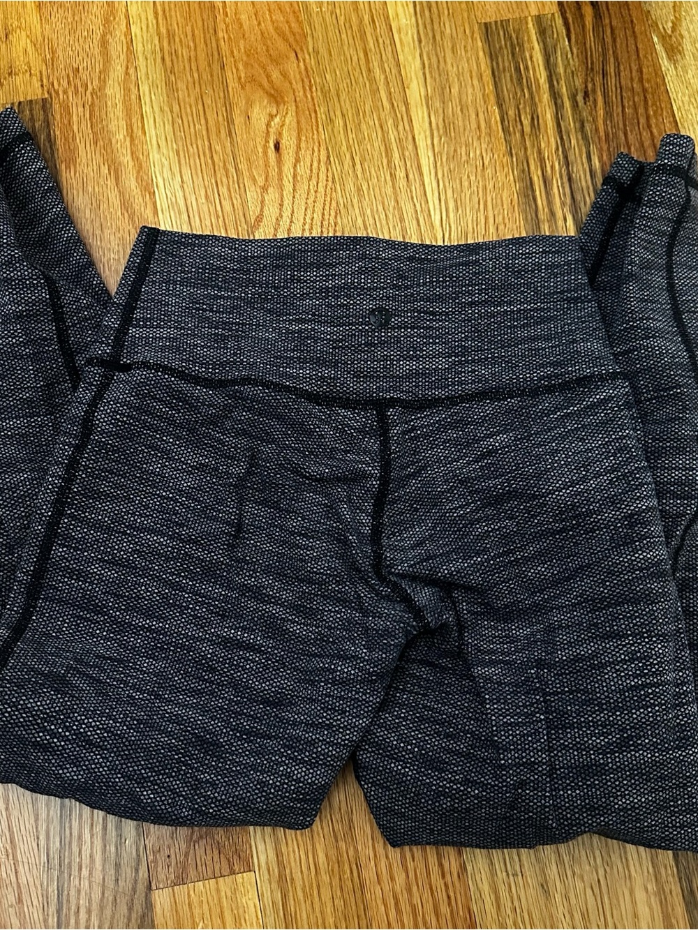 Grey lulu lemon midrise leggings